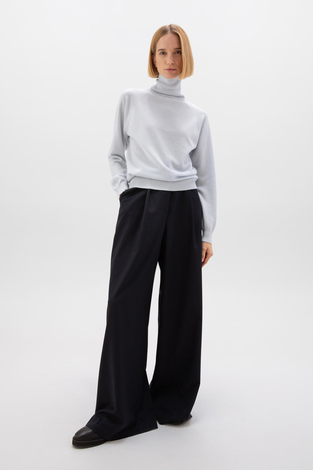 Cashmere Roll Neck Light Blue Jumper