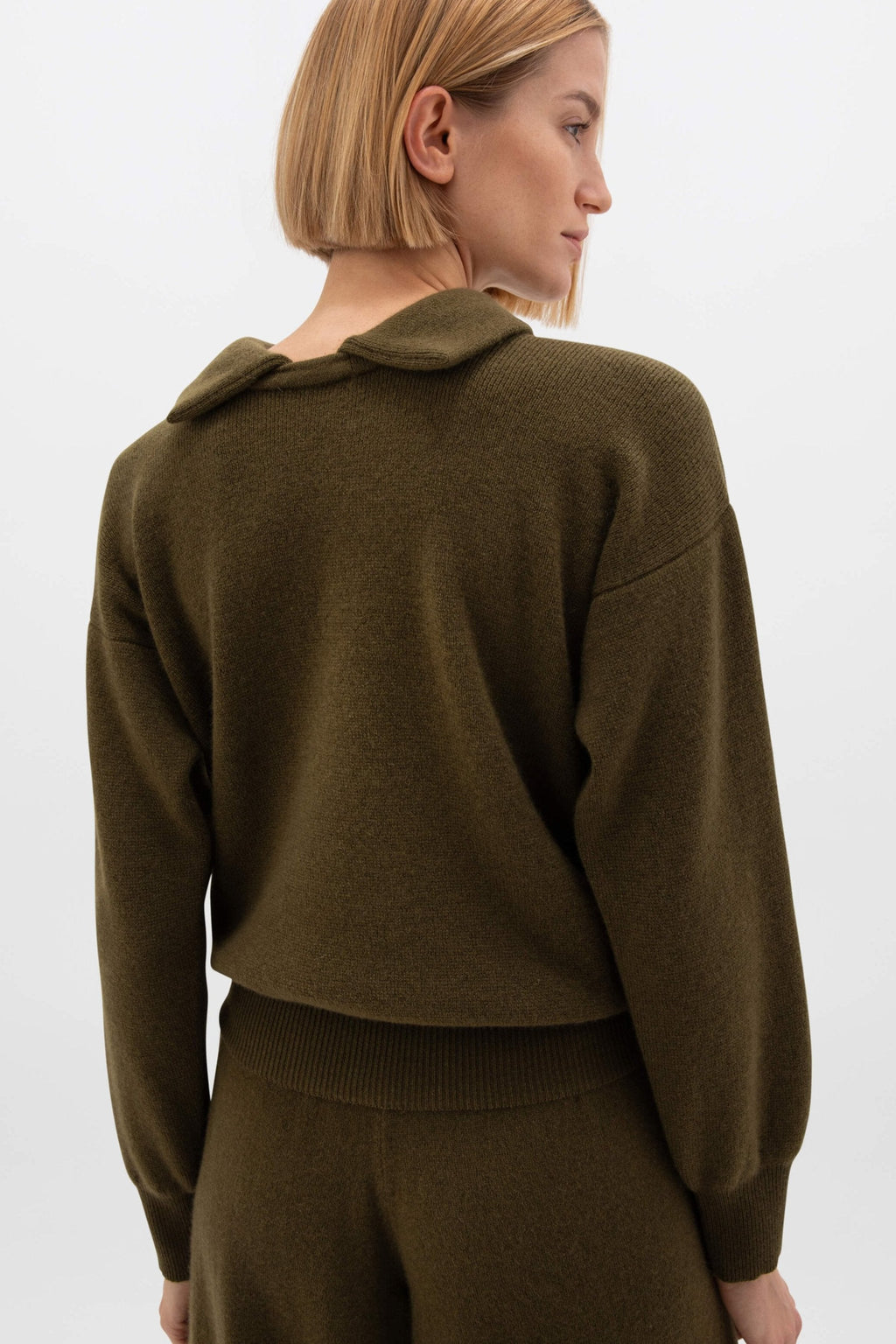 Reversible Collar Olive Green Cashmere Jumper