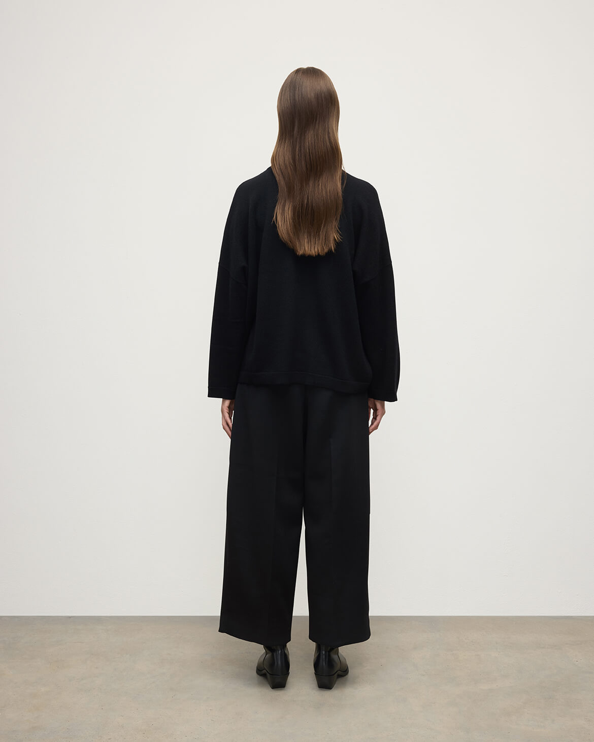 Gauzy Pocket Black Cashmere Jumper