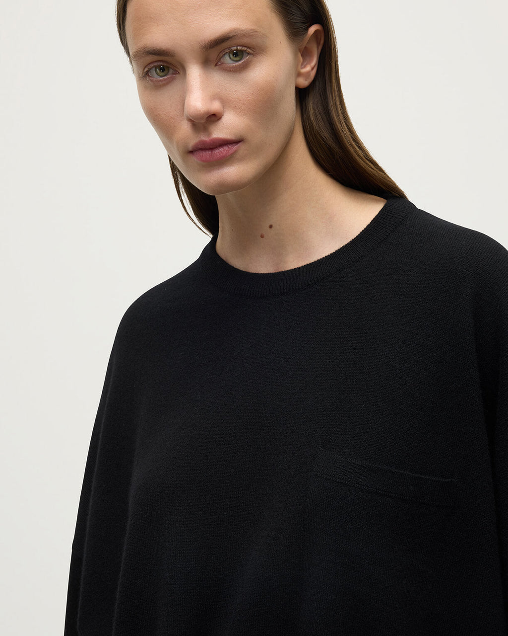 Gauzy Pocket Black Cashmere Jumper