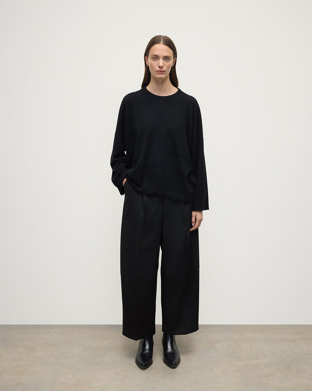 Gauzy Pocket Black Cashmere Jumper