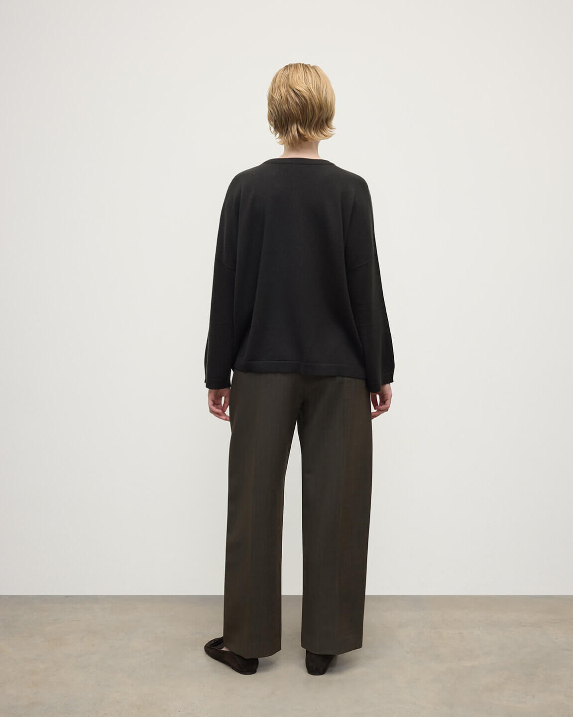 Gauzy Pocket Dark Grey Cashmere Jumper