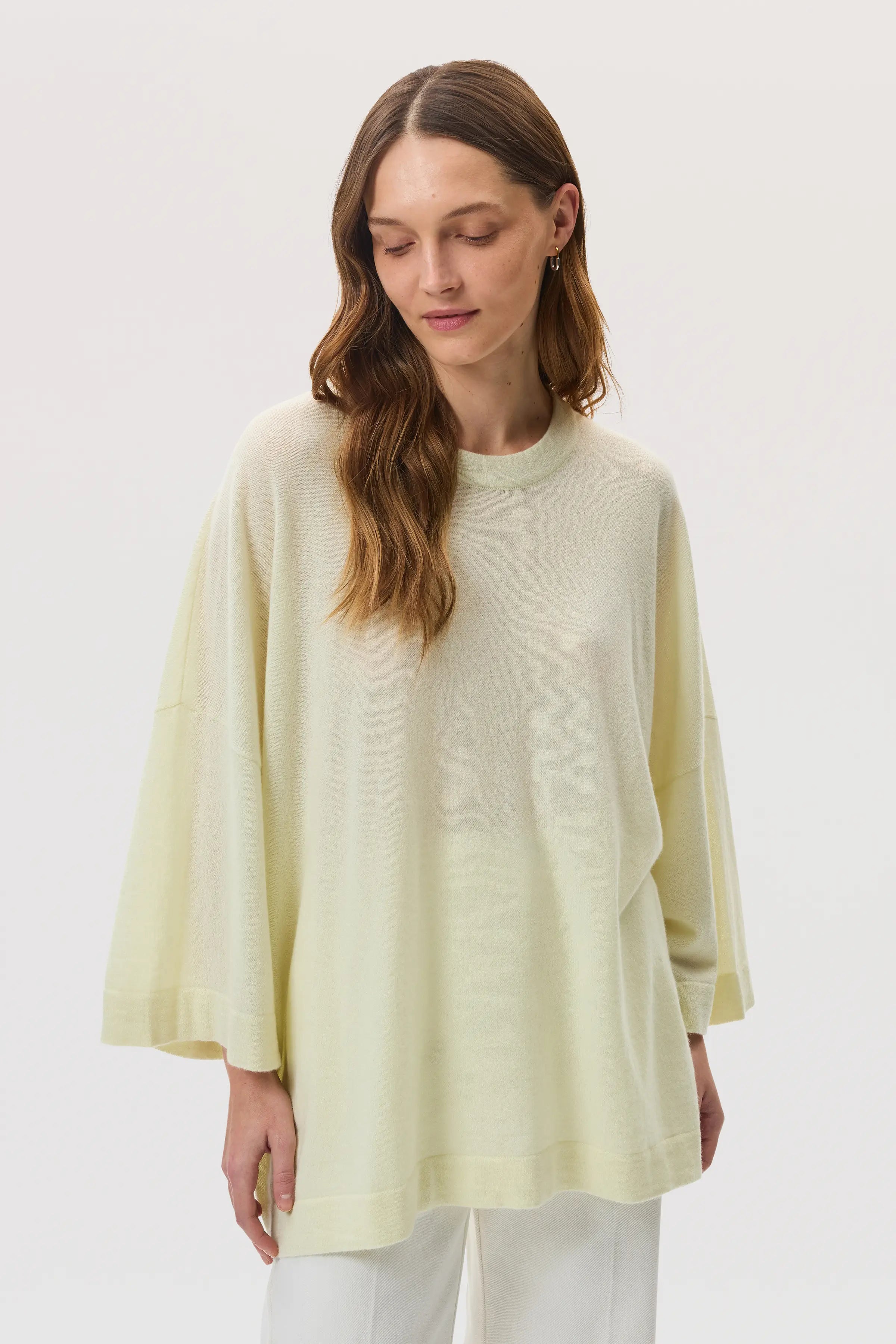 Relaxed Featherlight Cashmere Light Yellow Jumper
