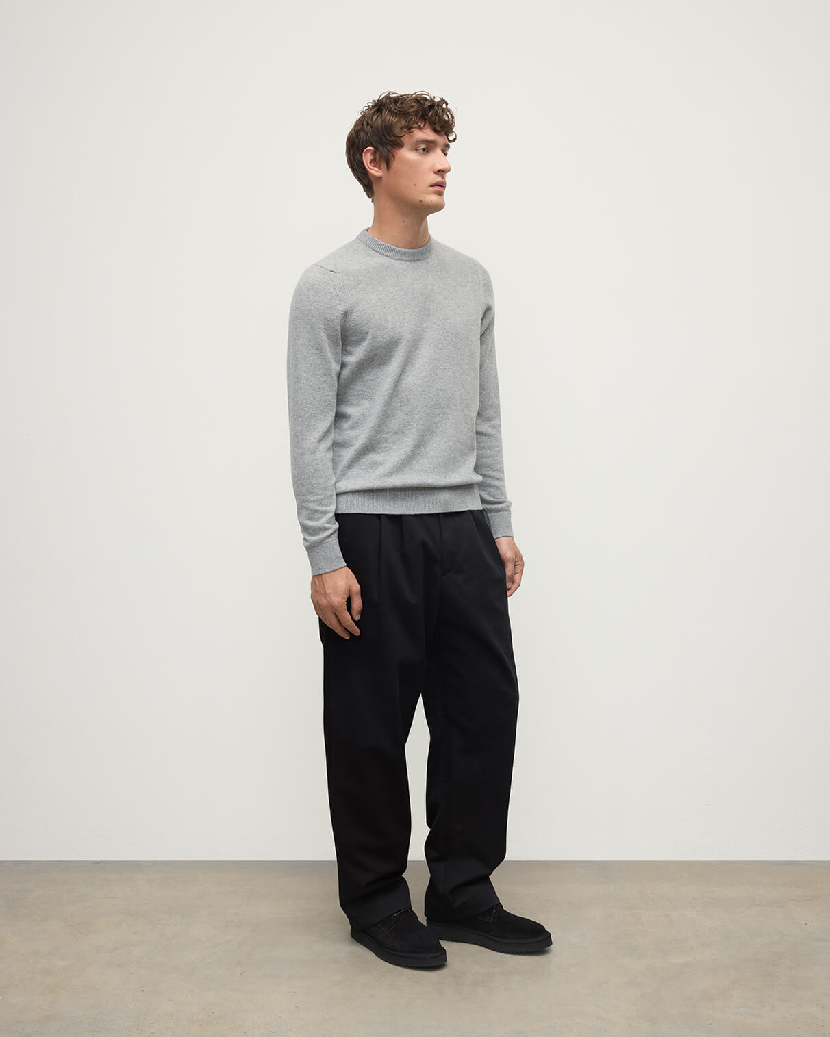 Rory Light Grey Classic Cashmere Crew Jumper