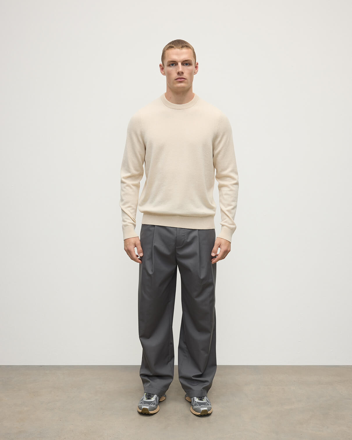 Rory Cream Classic Cashmere Crew Jumper