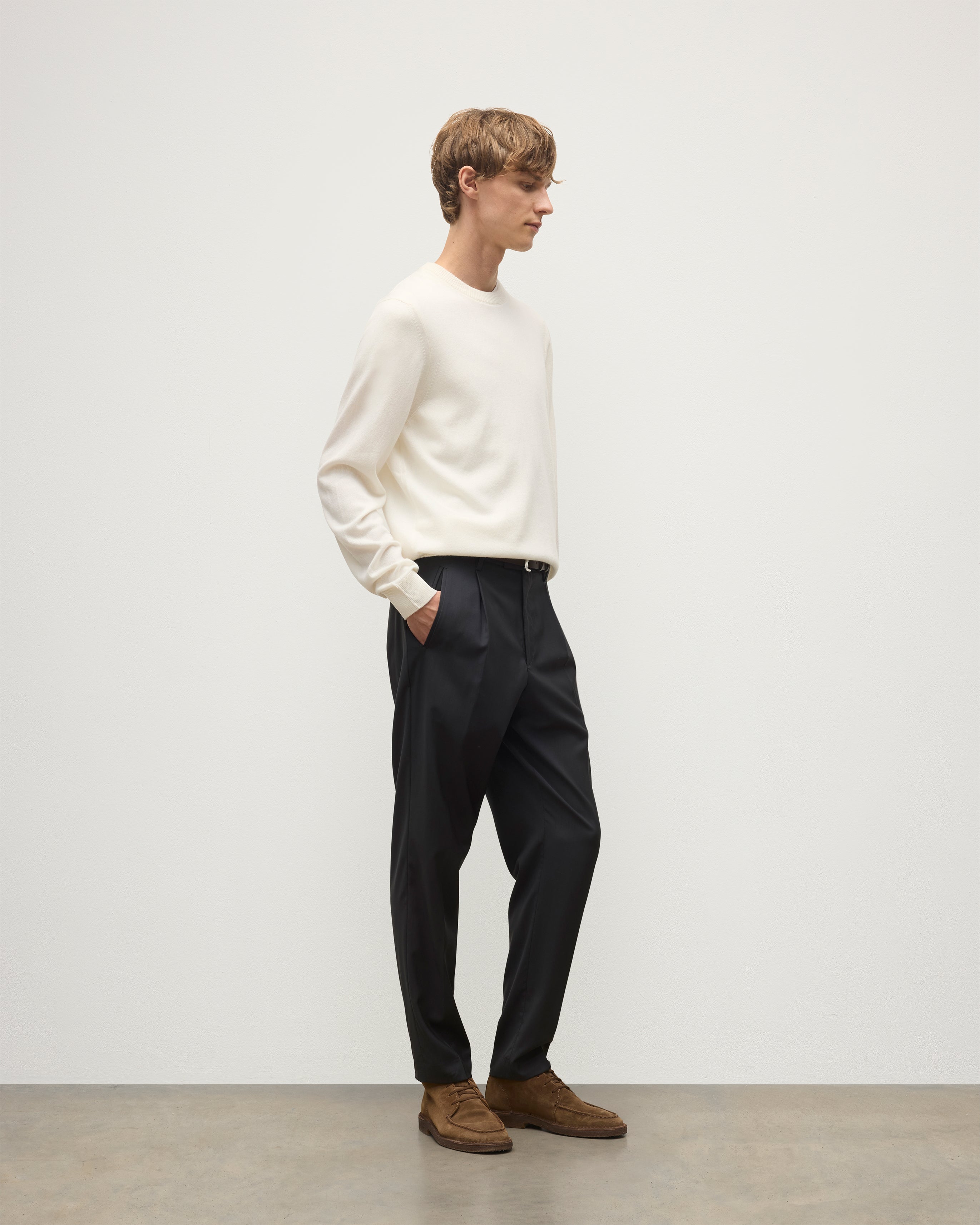Rory White Classic Cashmere Crew Jumper