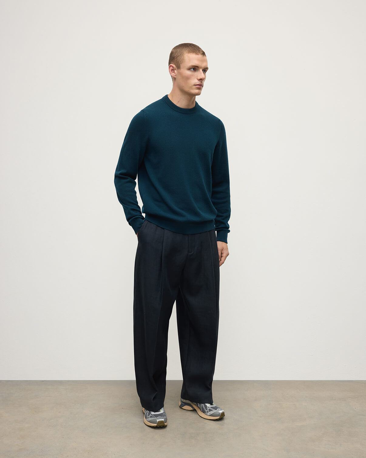 Rory Bottle Green Classic Cashmere Crew Jumper