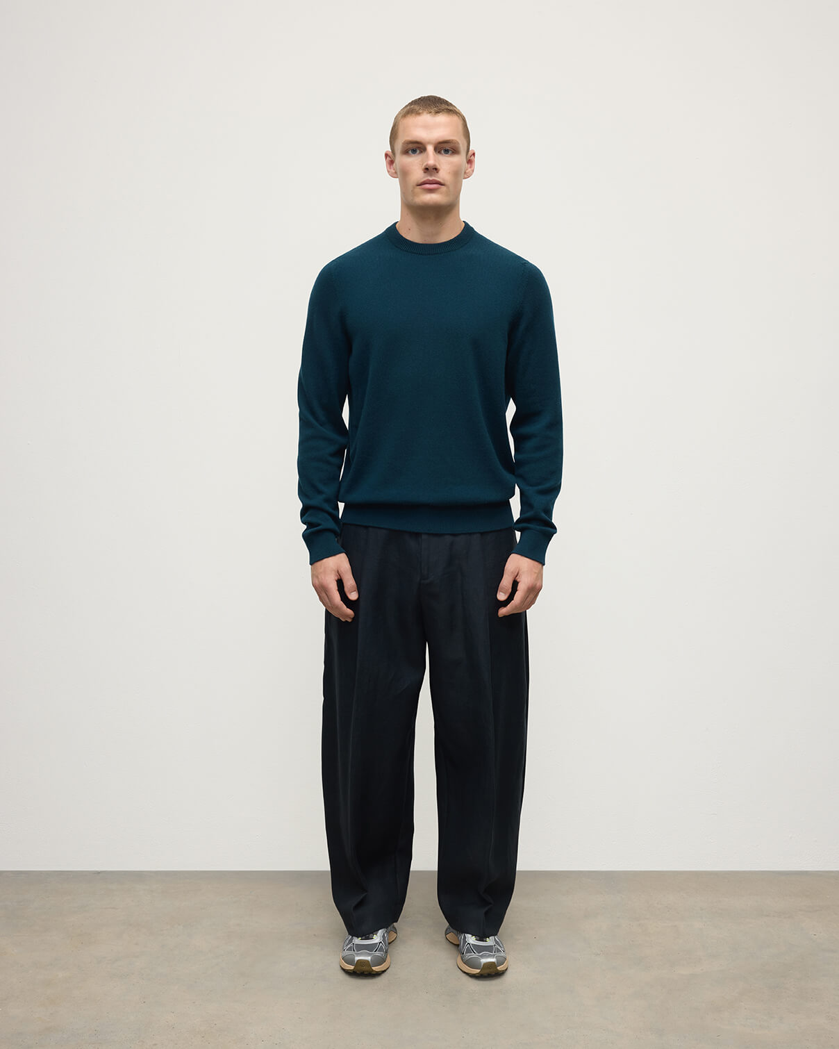 Rory Bottle Green Classic Cashmere Crew Jumper