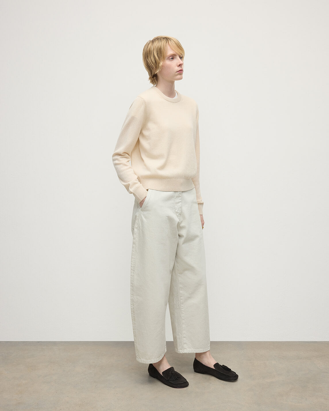 Classic Cashmere Cream Round Neck Jumper