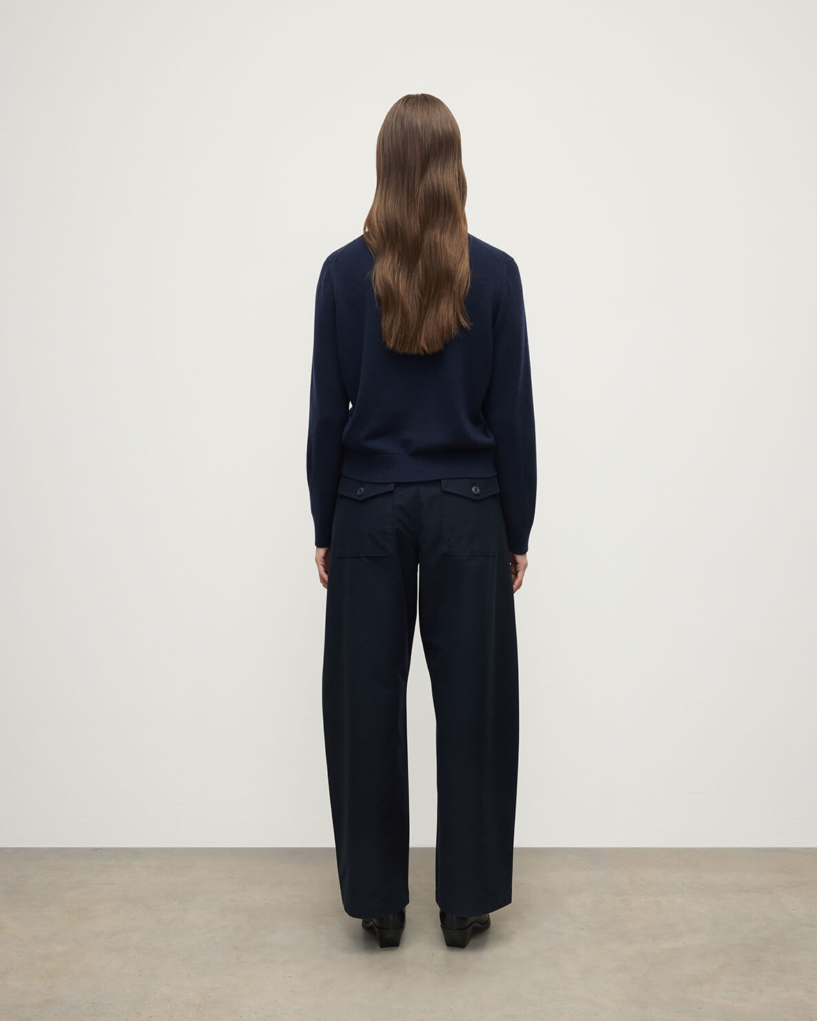 Classic Cashmere Dark Navy Round Neck Jumper
