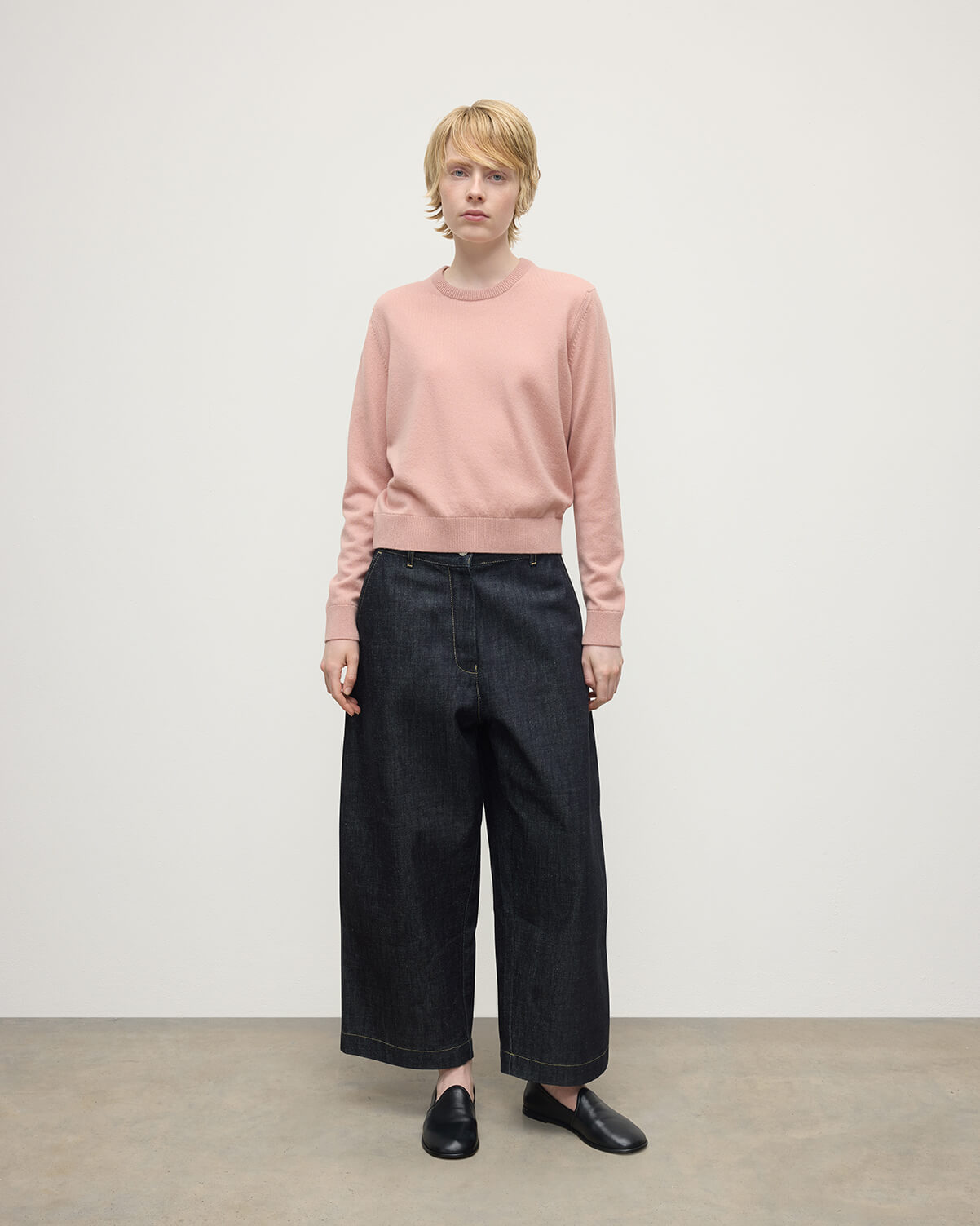 Classic Cashmere Pink Round Neck Jumper