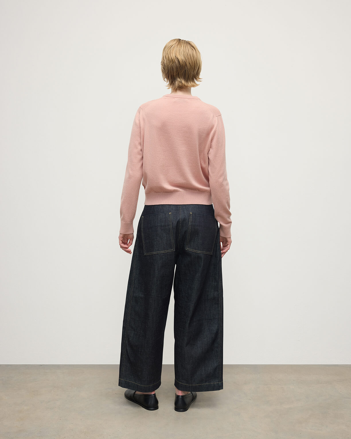 Classic Cashmere Pink Round Neck Jumper