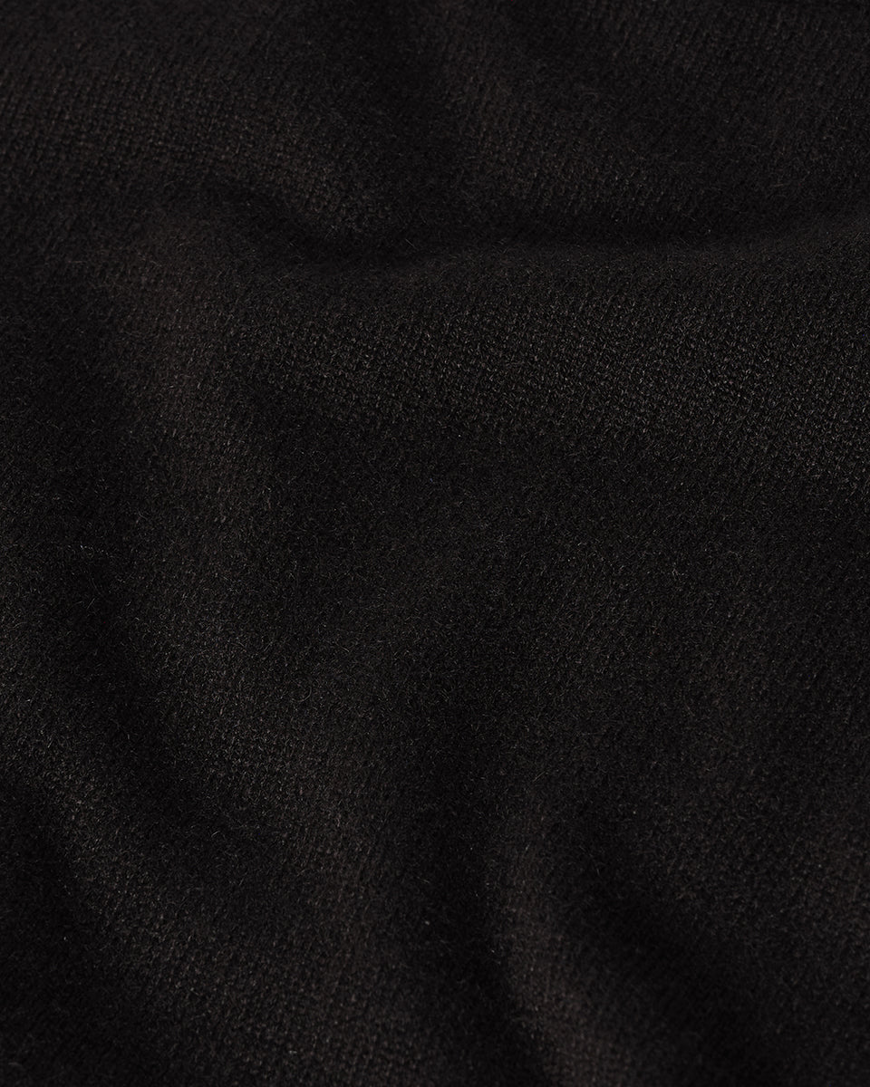 Classic Cashmere Black T-shirt