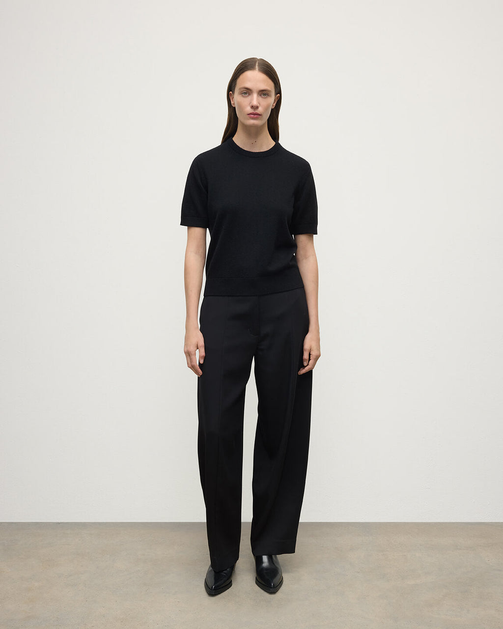 Classic Cashmere Black T-shirt