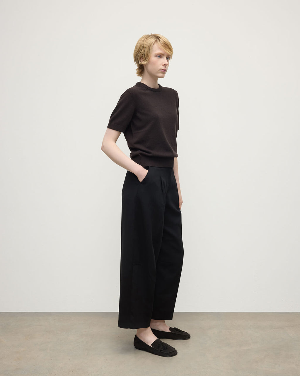 Classic Cashmere Dark Brown T-shirt