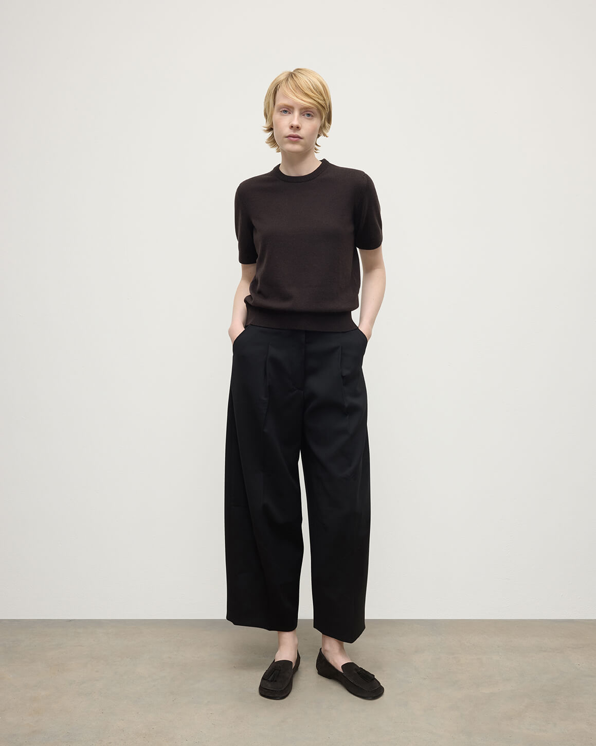 Classic Cashmere Dark Brown T-shirt
