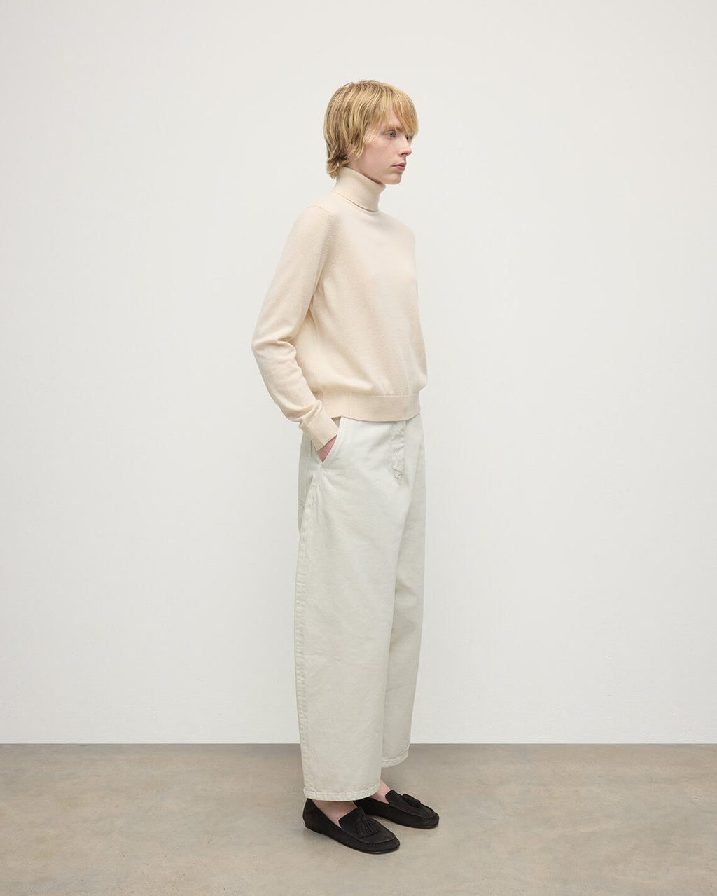 Classic Cashmere Cream Roll Neck Jumper