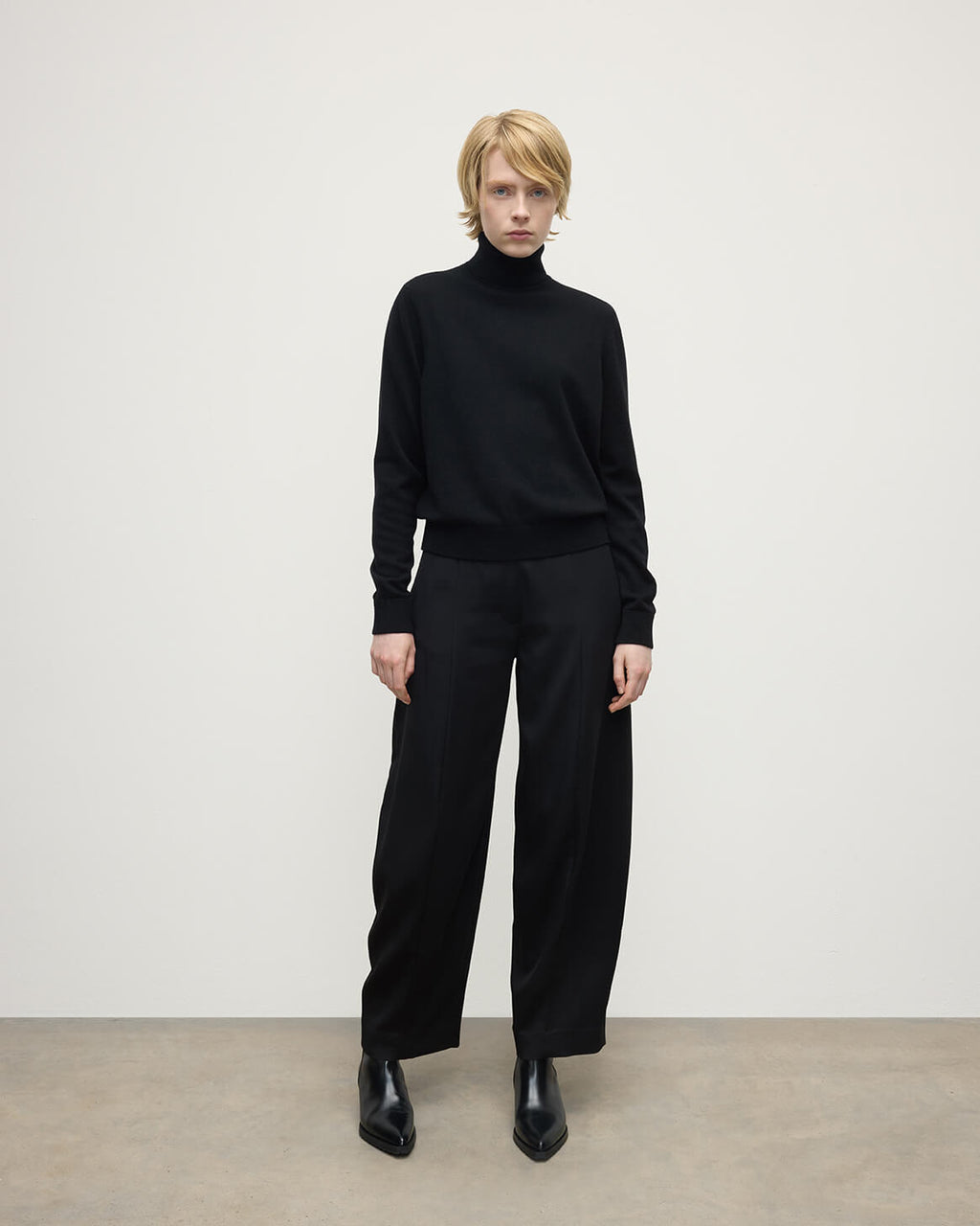 Classic Cashmere Black Roll Neck Jumper