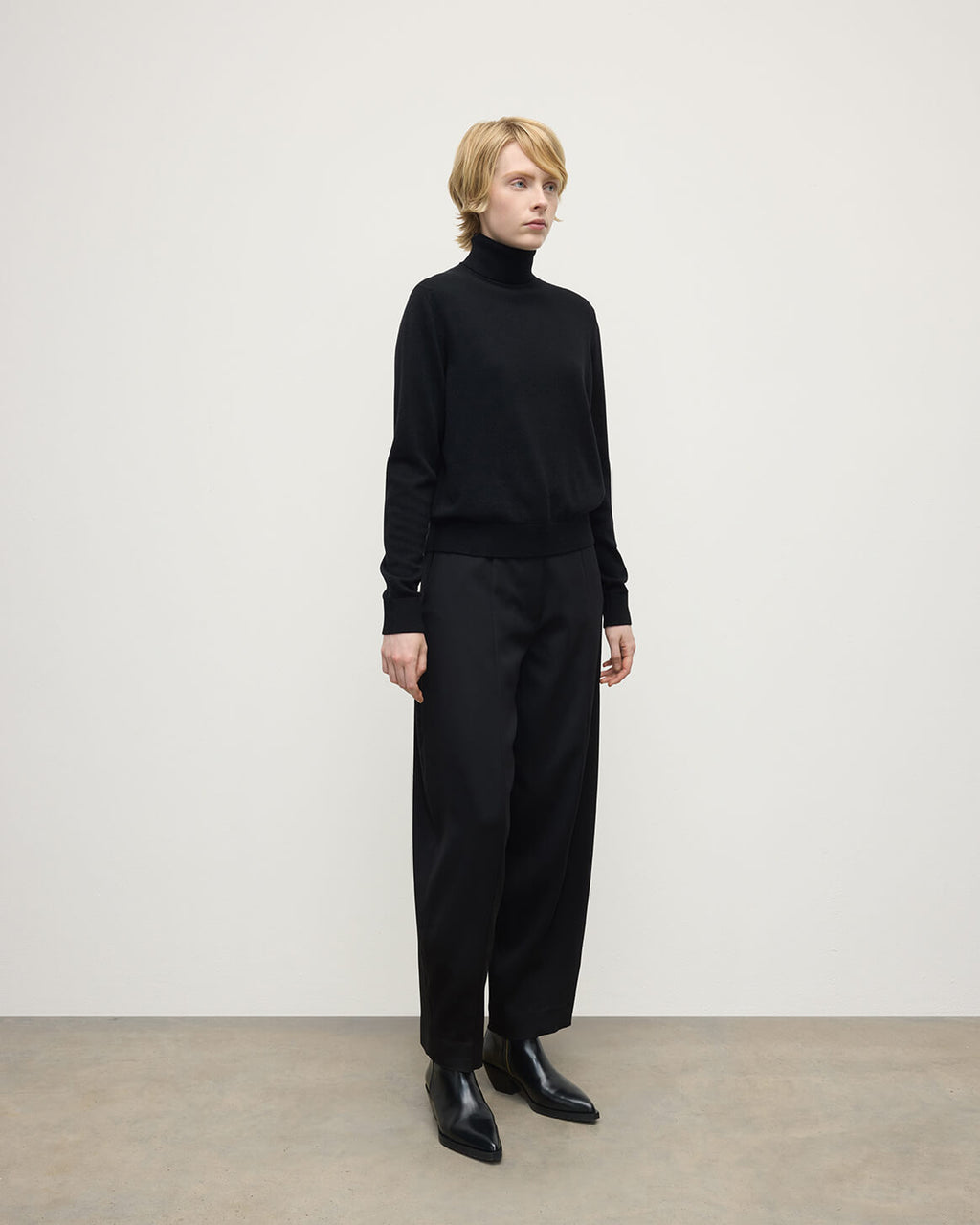 Classic Cashmere Black Roll Neck Jumper