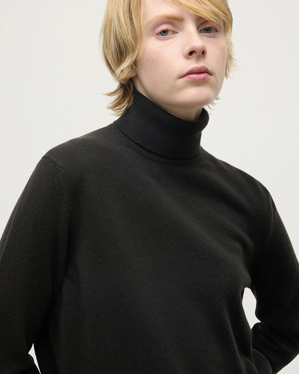 Classic Cashmere Dark Grey Roll Neck Jumper
