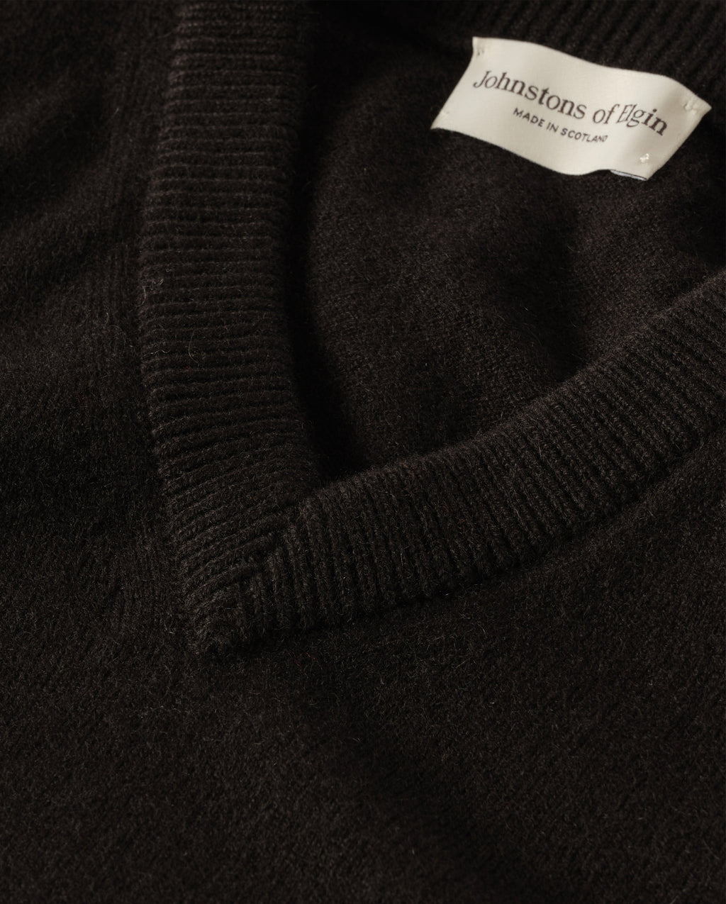 Rory Black Classic Cashmere V-Neck Jumper