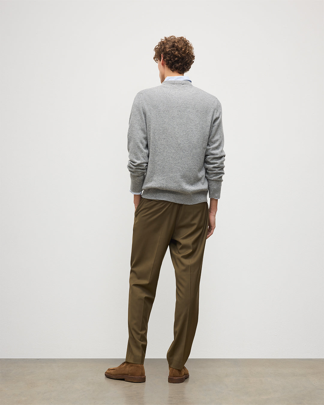 Rory Grey Classic Cashmere V-Neck Jumper