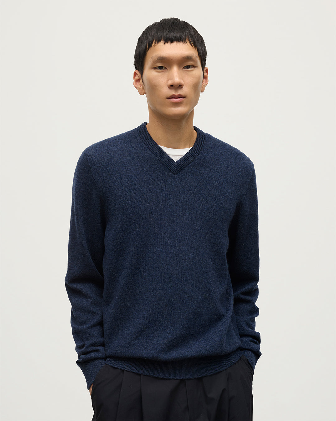 Rory Navy Classic Cashmere V-Neck Jumper