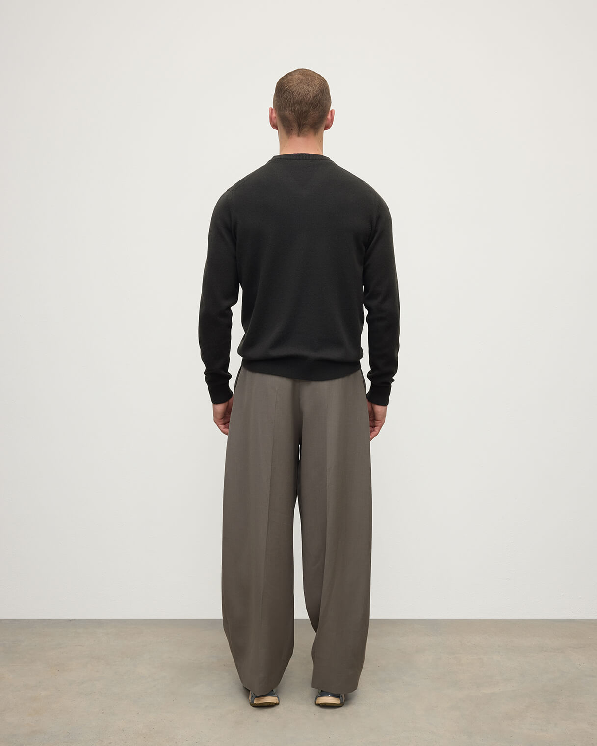 Classic Cashmere Dark Grey V Neck Jumper