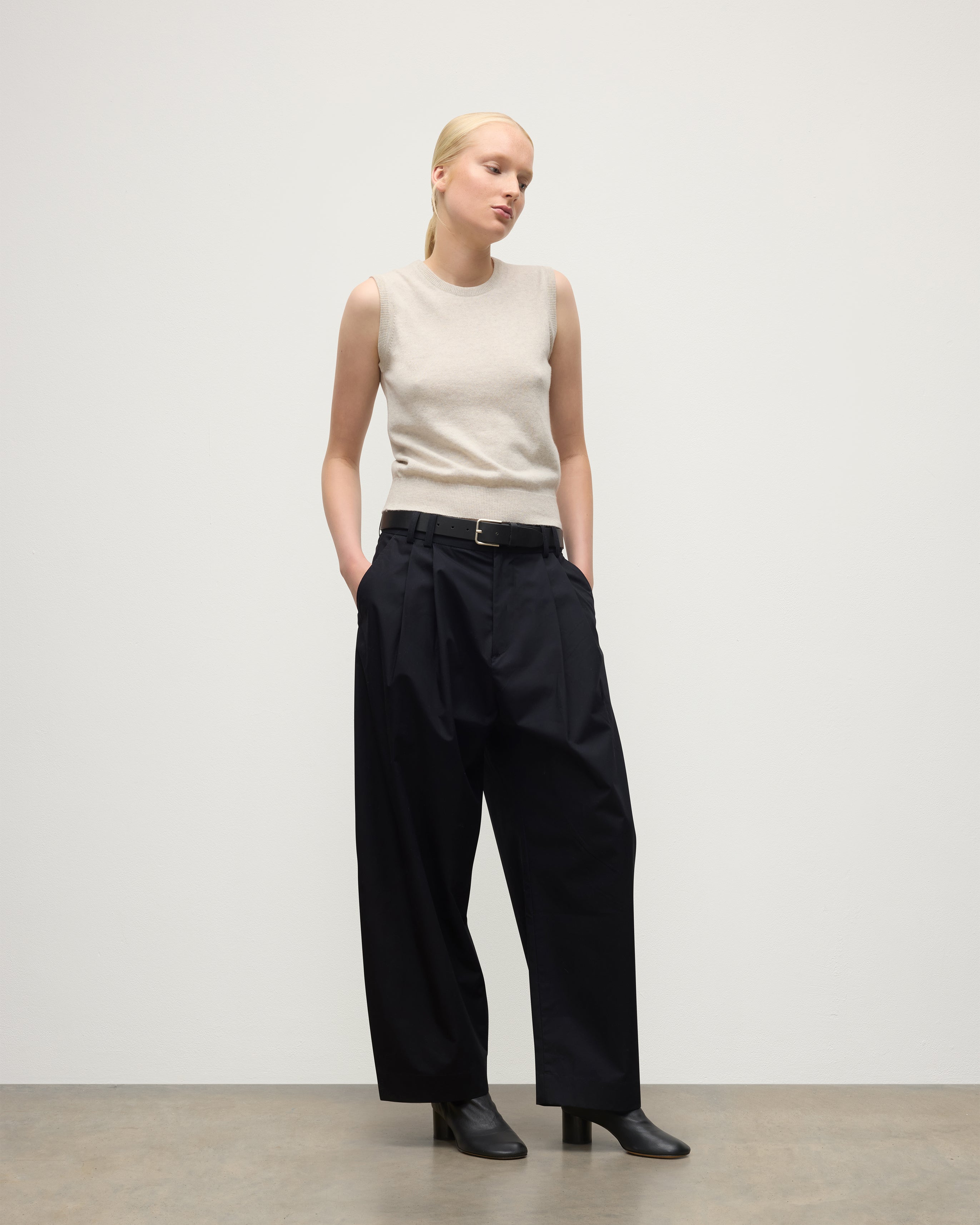 Iris Natural Classic Cashmere Tank
