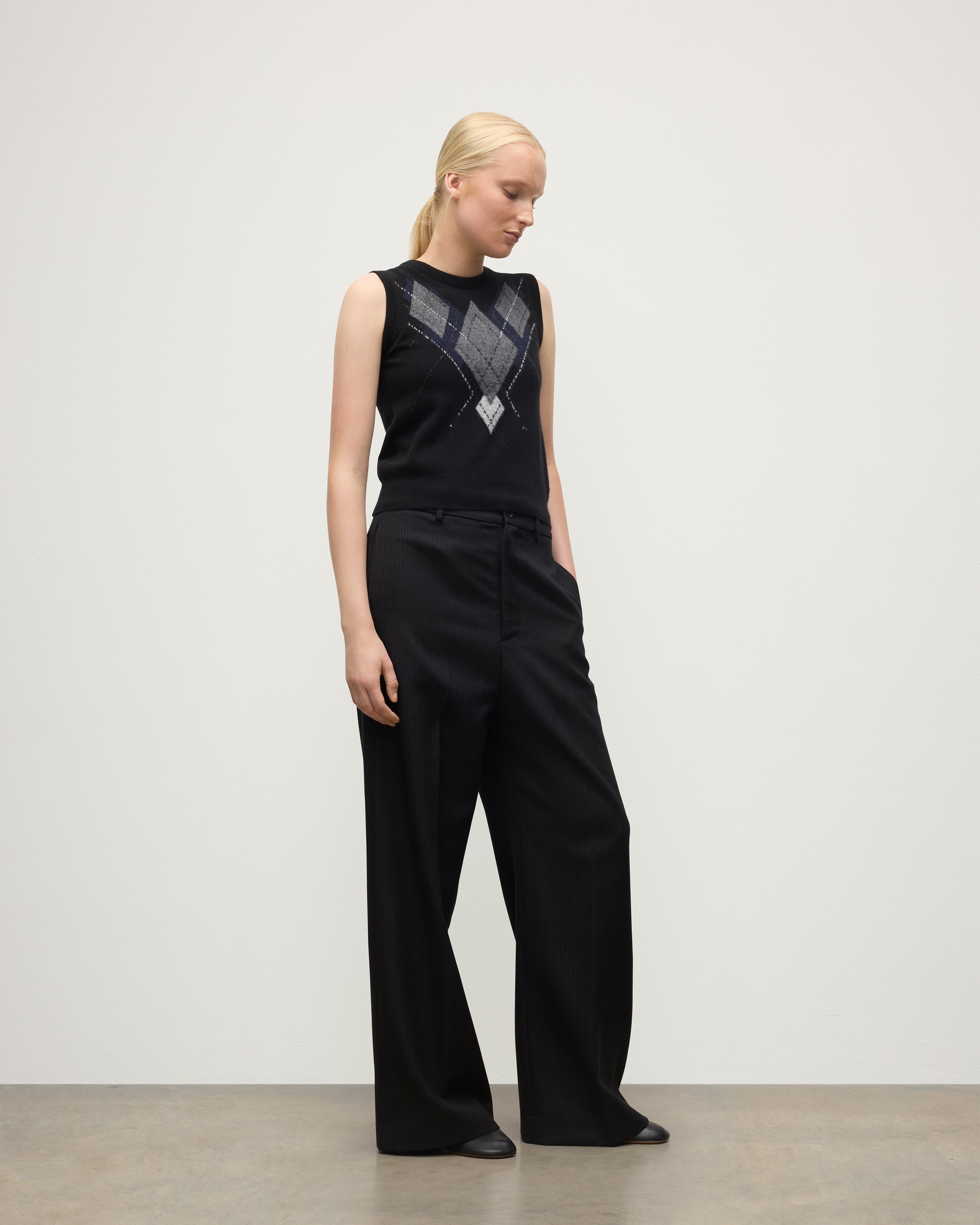 Le Jabots Black Cashmere Tank