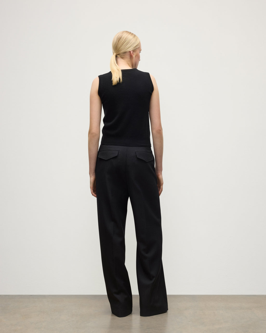 Le Jabots Black Cashmere Tank