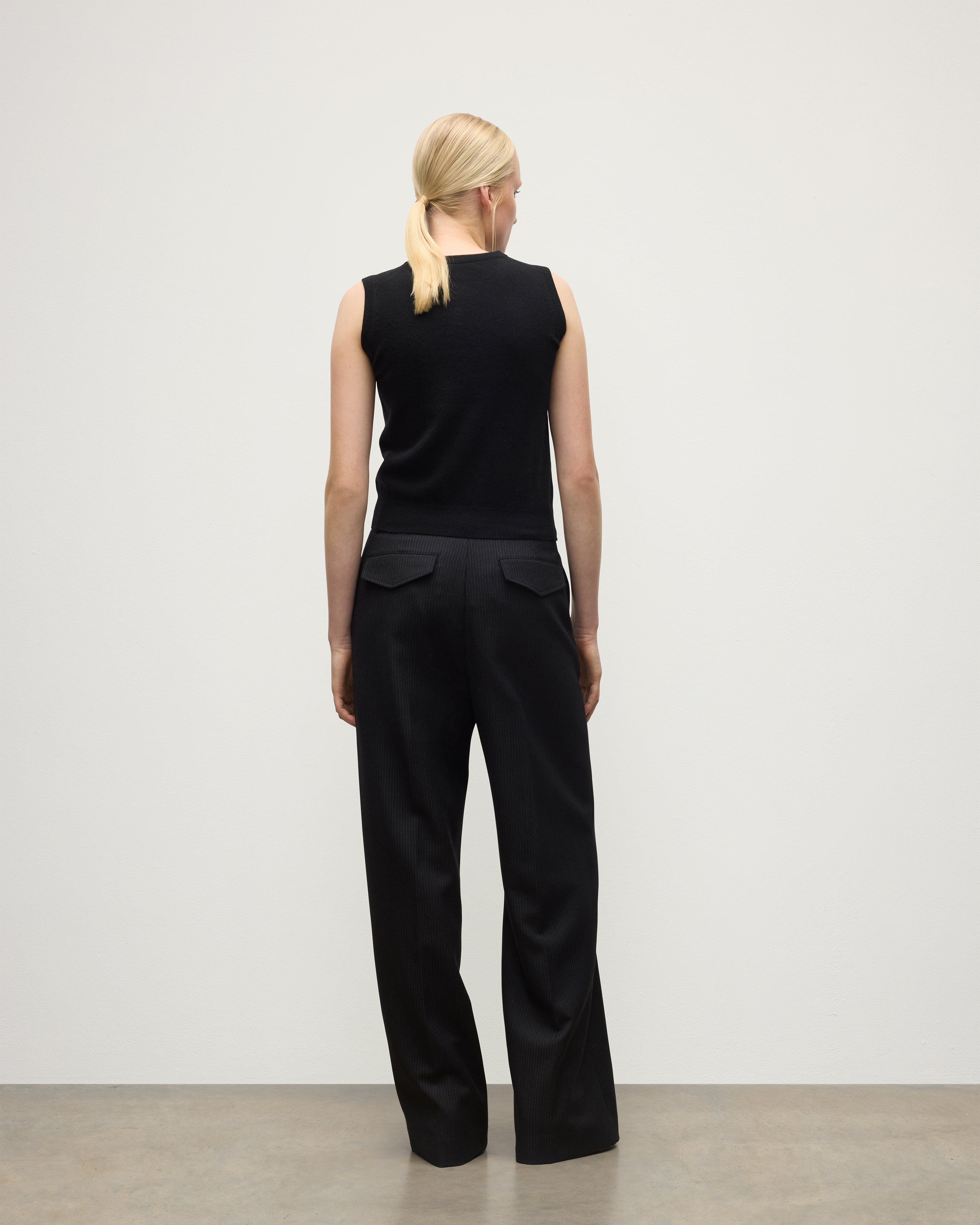 Le Jabots Black Cashmere Tank