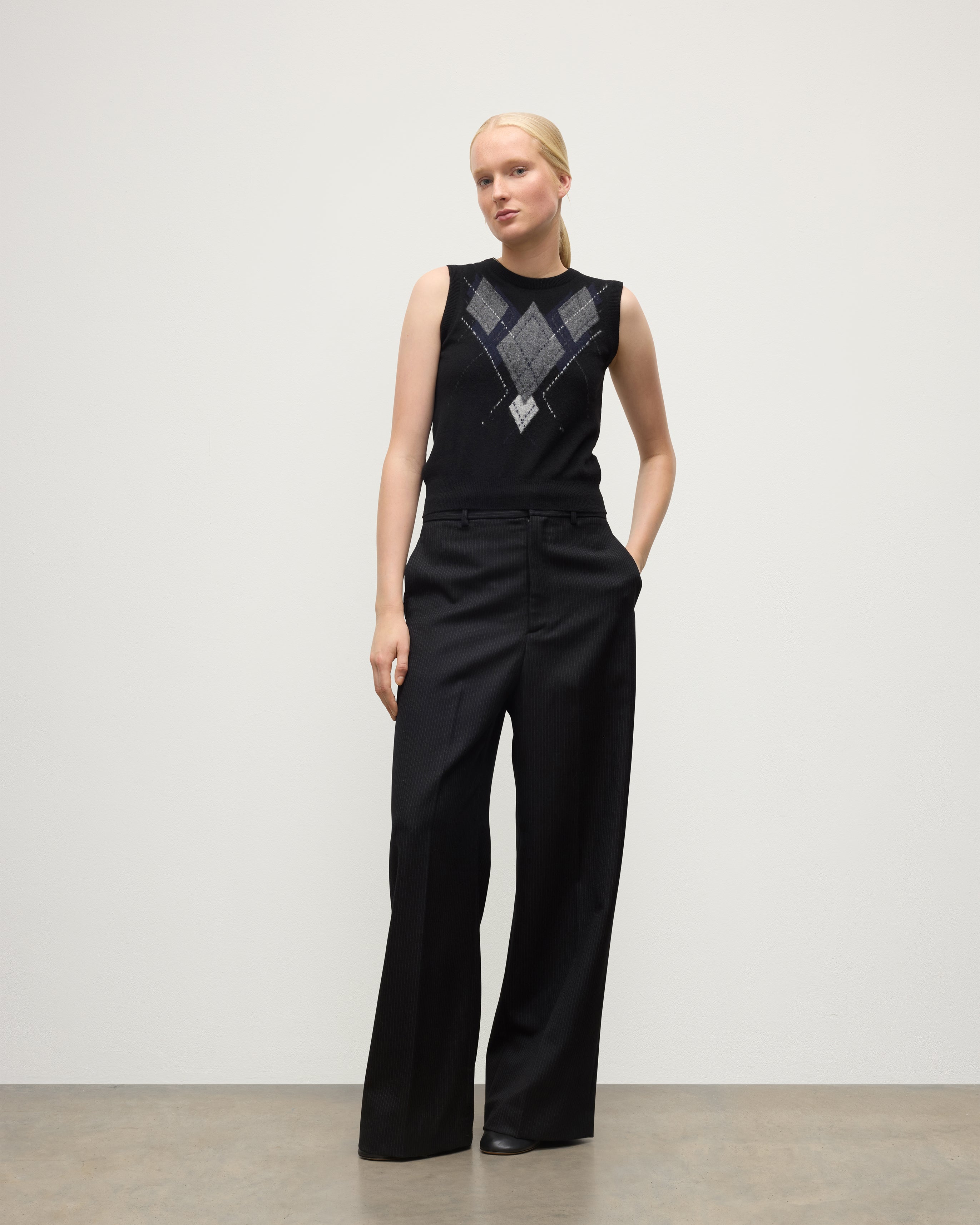 Le Jabots Black Cashmere Tank