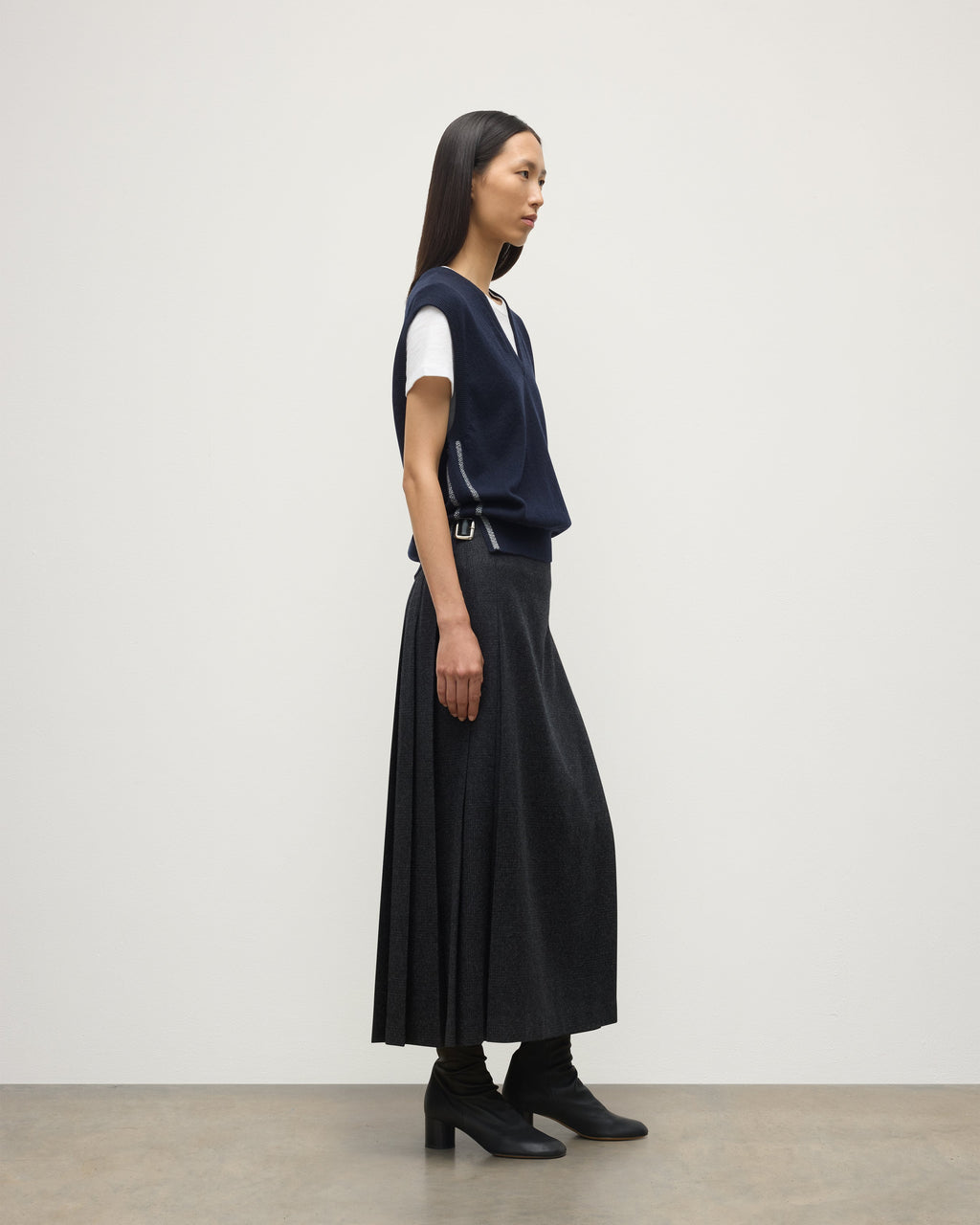 Tilda Dark Navy Cashmere Tank