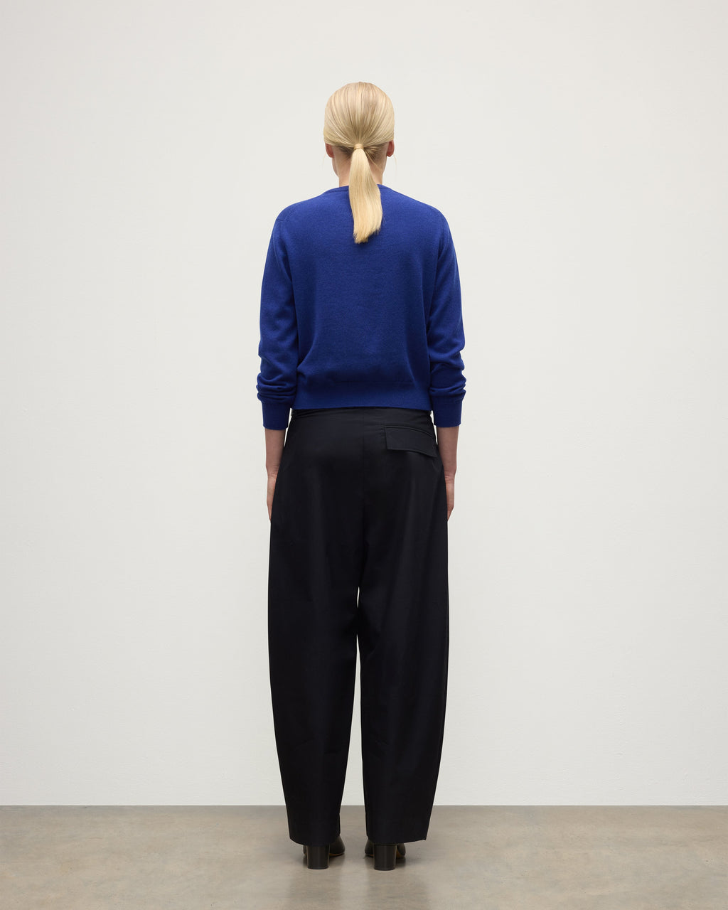 Lunan Blue Classic Cashmere Crew Jumper