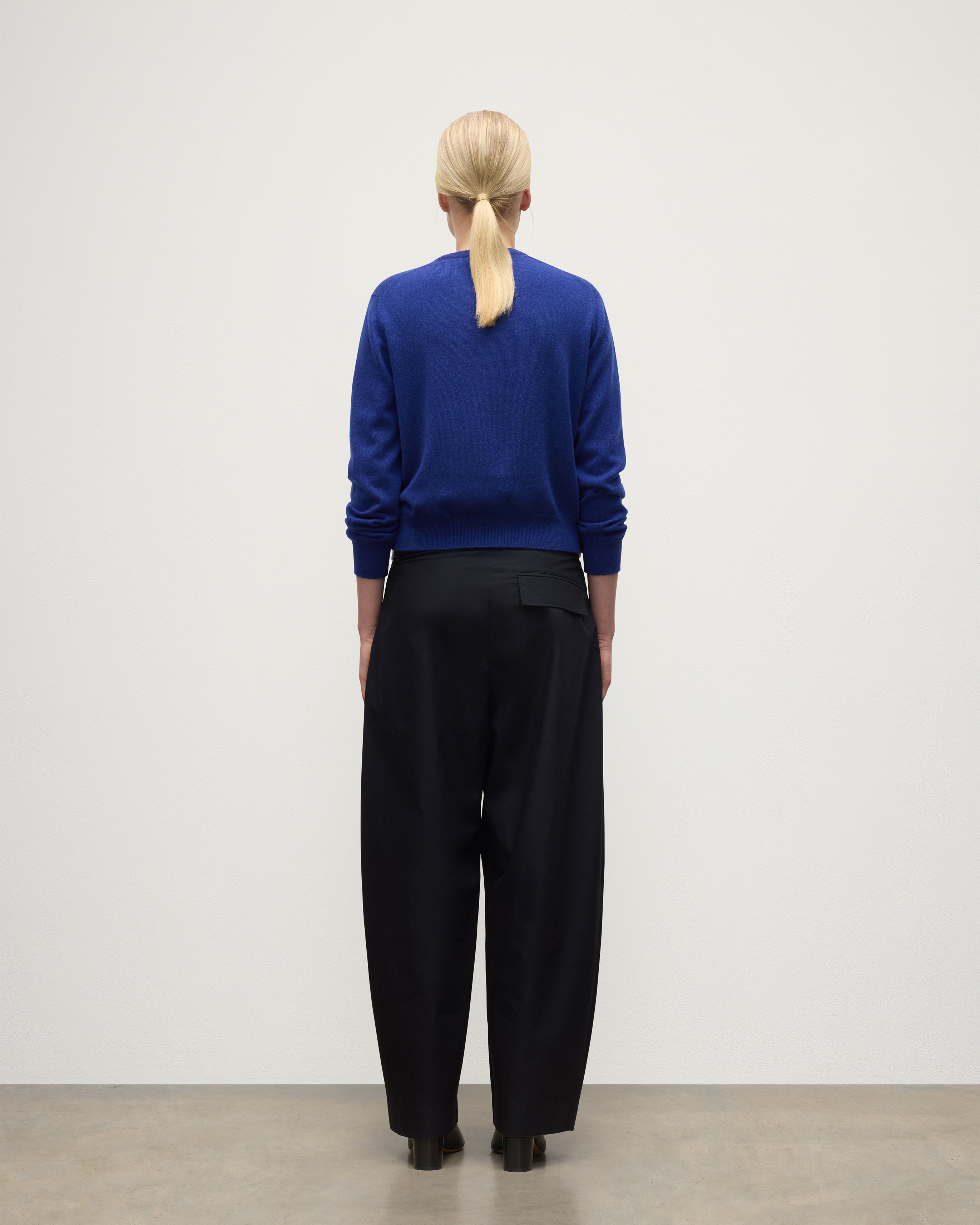 Lunan Blue Classic Cashmere Crew Jumper