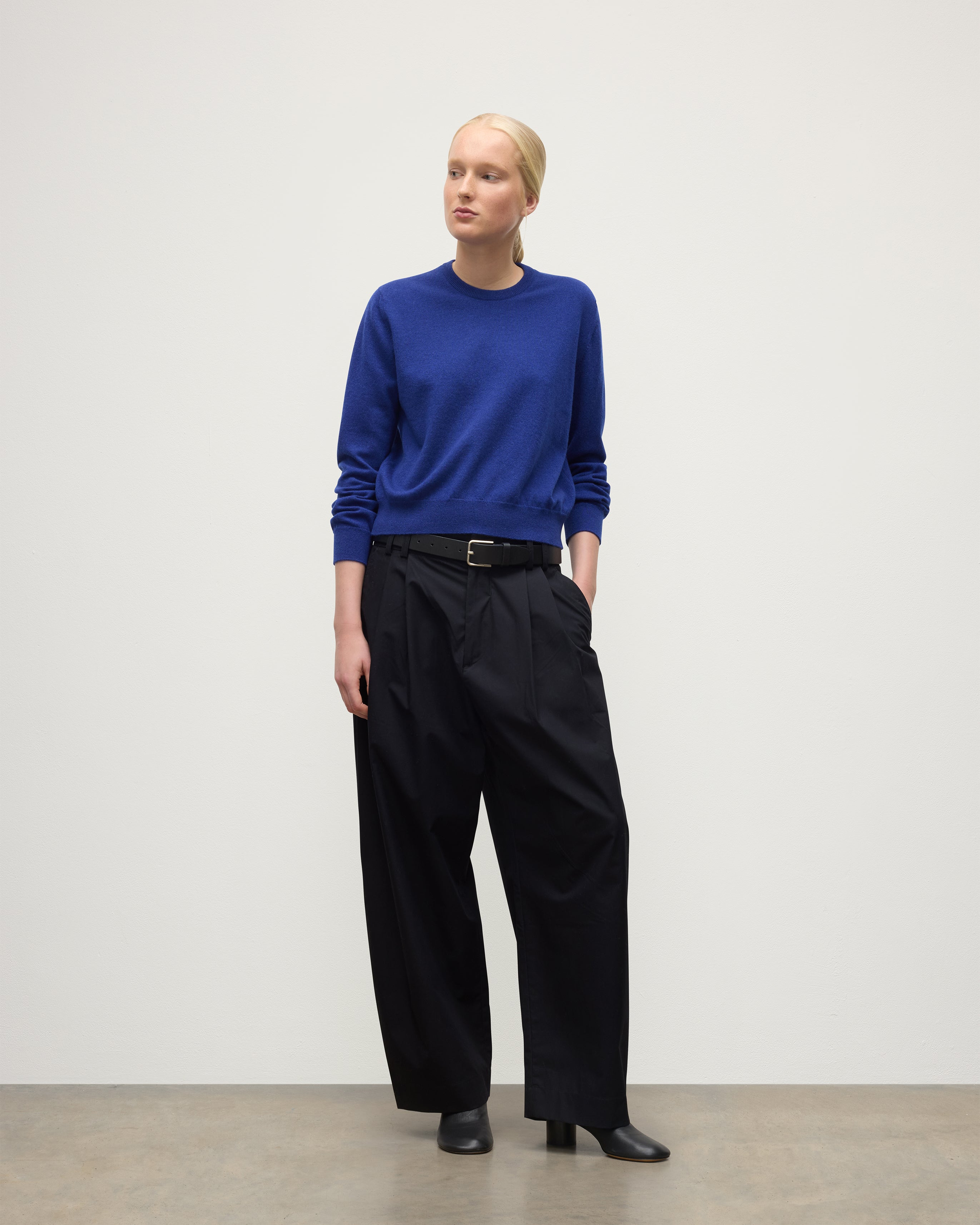 Lunan Blue Classic Cashmere Crew Jumper