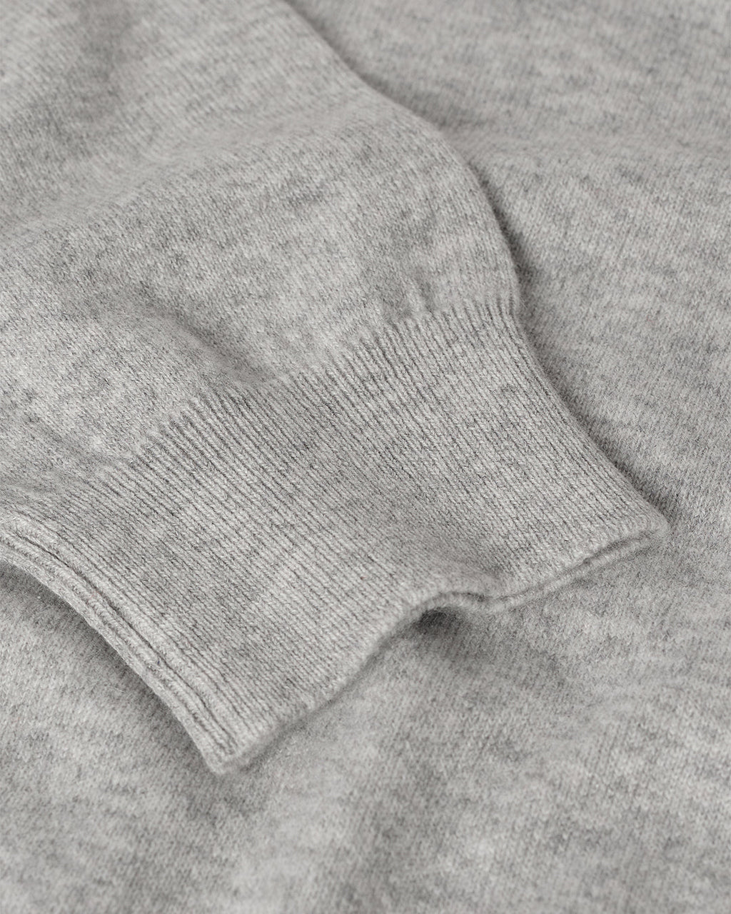 Lunan Pale Grey Classic Cashmere Crew Jumper