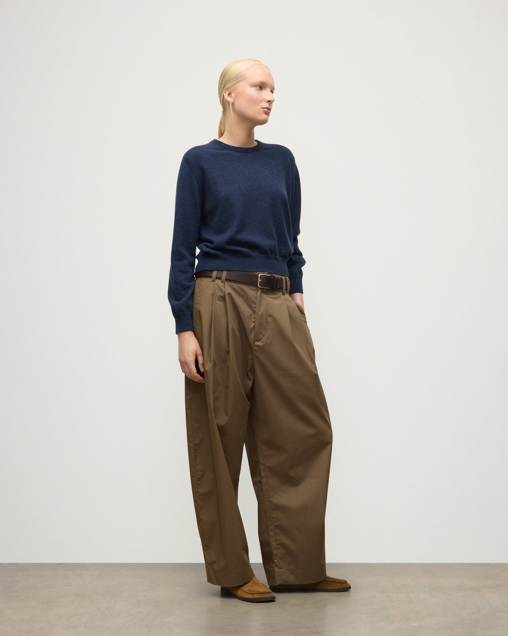 Lunan Navy Classic Cashmere Crew Jumper