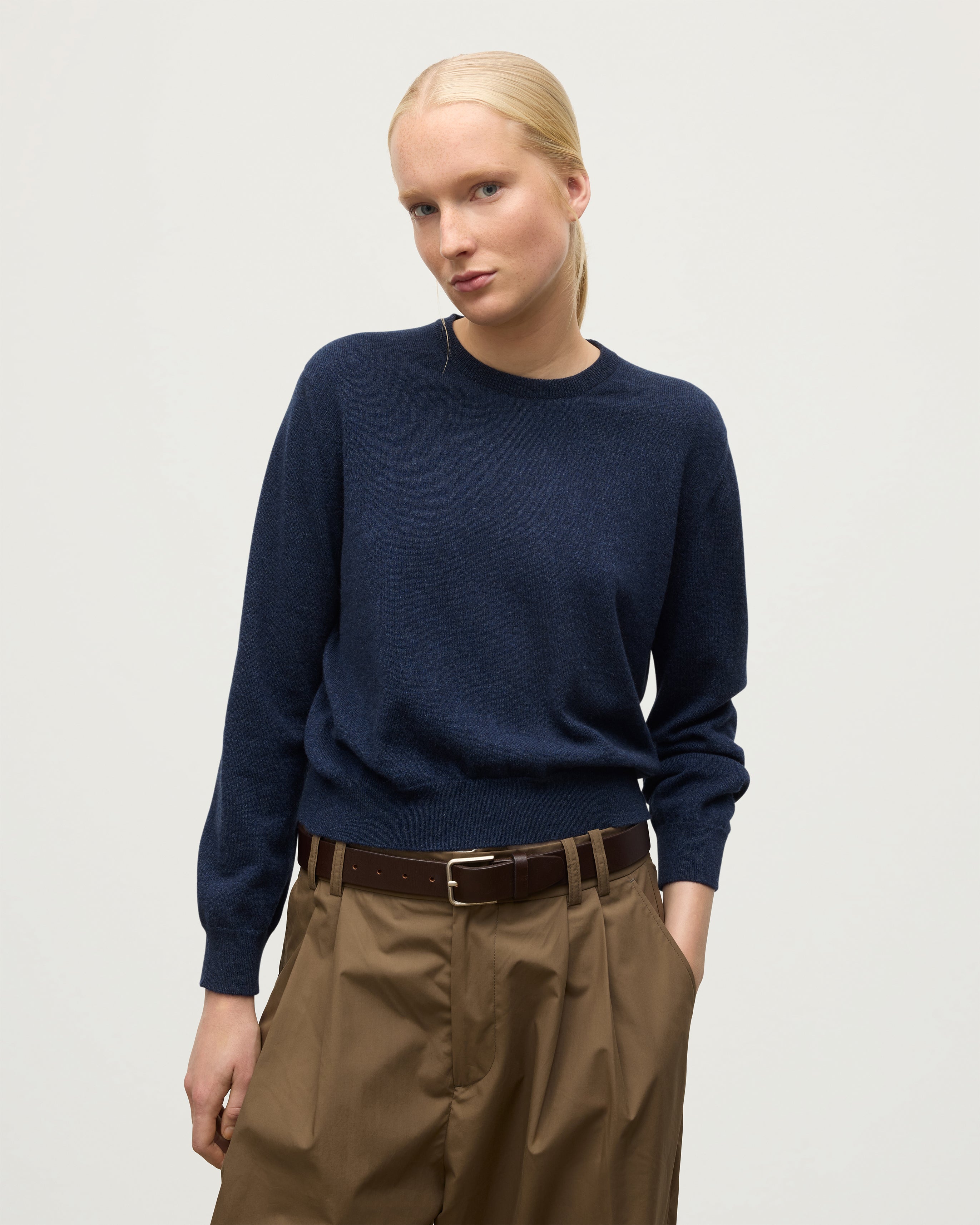 Lunan Navy Classic Cashmere Crew Jumper