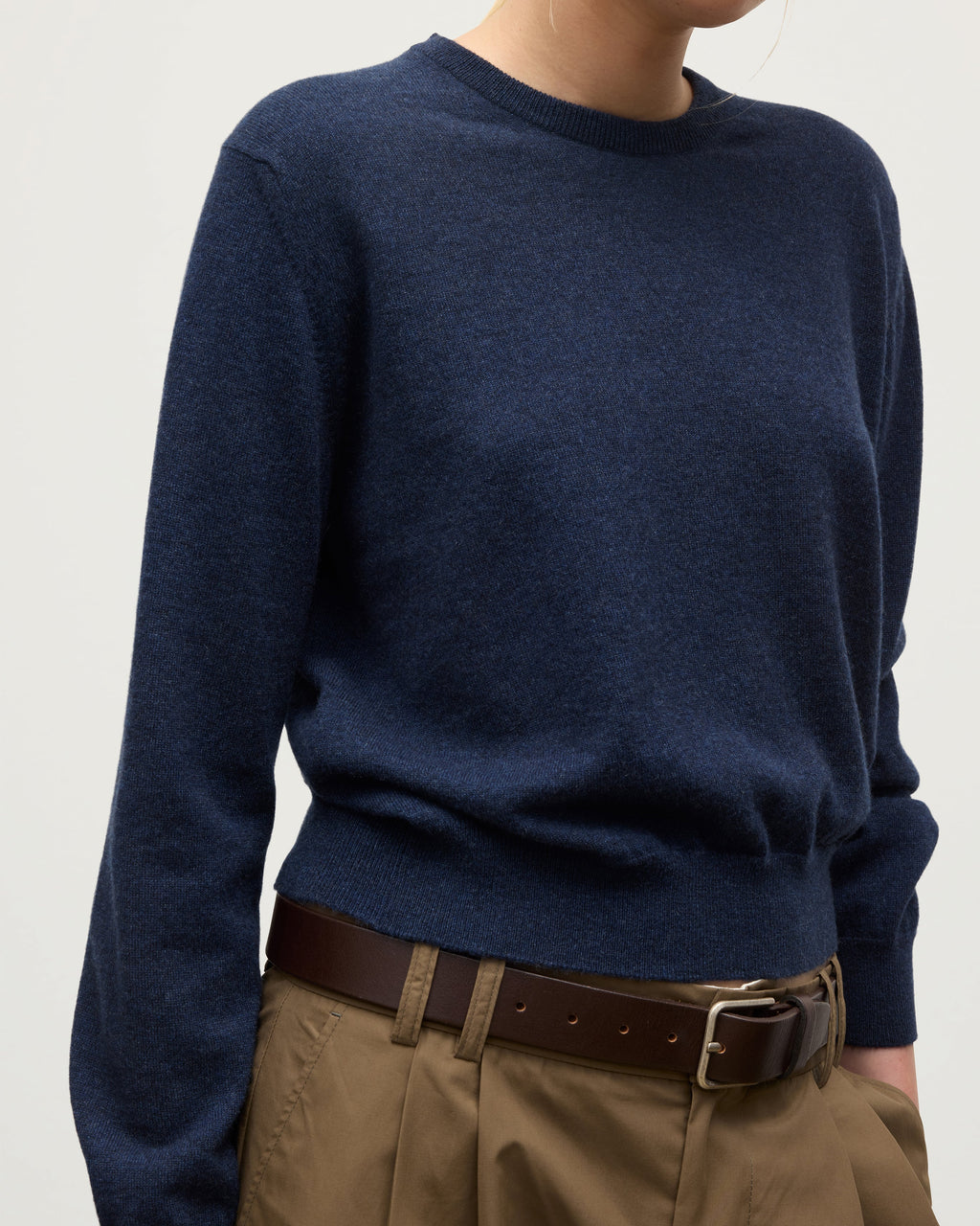 Lunan Navy Classic Cashmere Crew Jumper