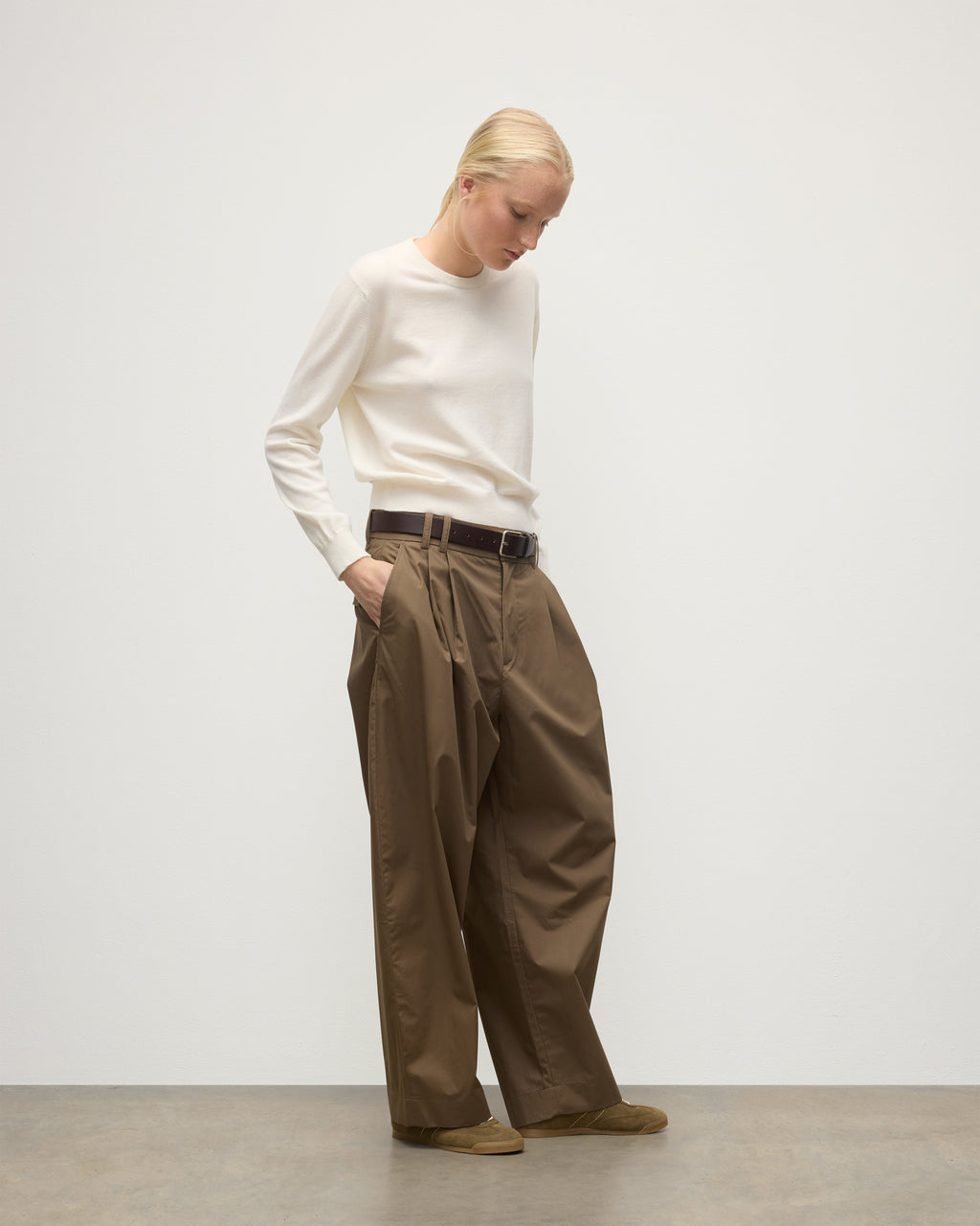 Lunan White Classic Cashmere Crew Jumper