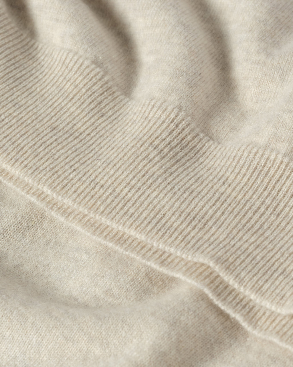 Lunan Natural Classic Cashmere V Neck Jumper