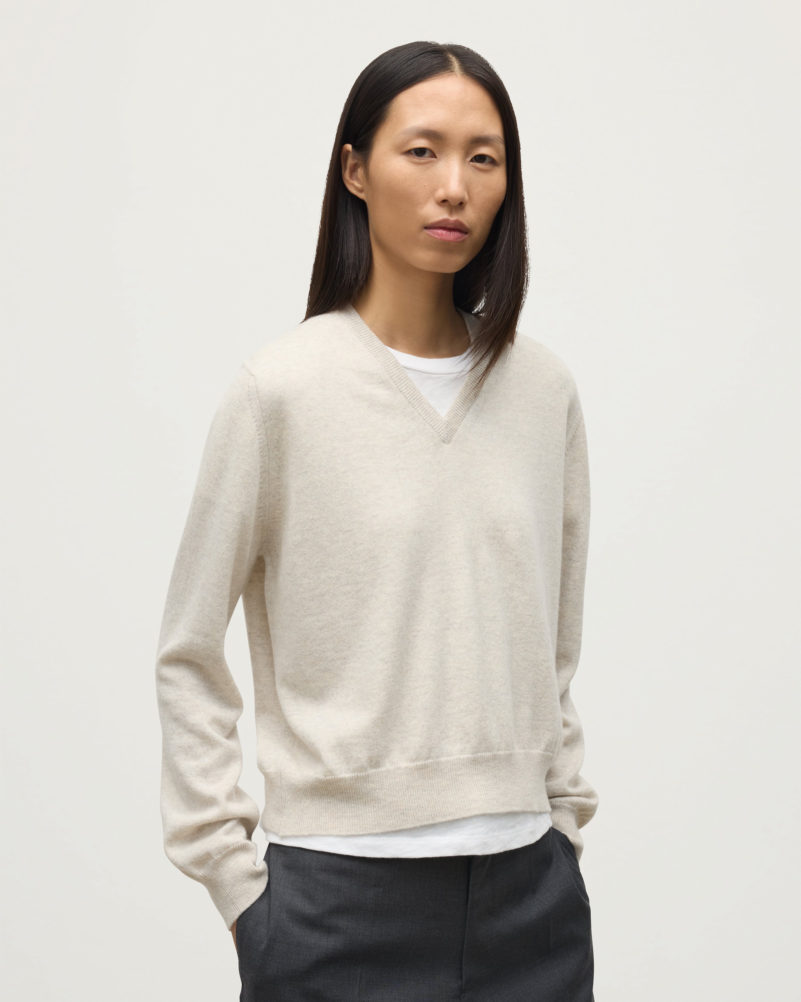 Lunan Natural Classic Cashmere V Neck Jumper