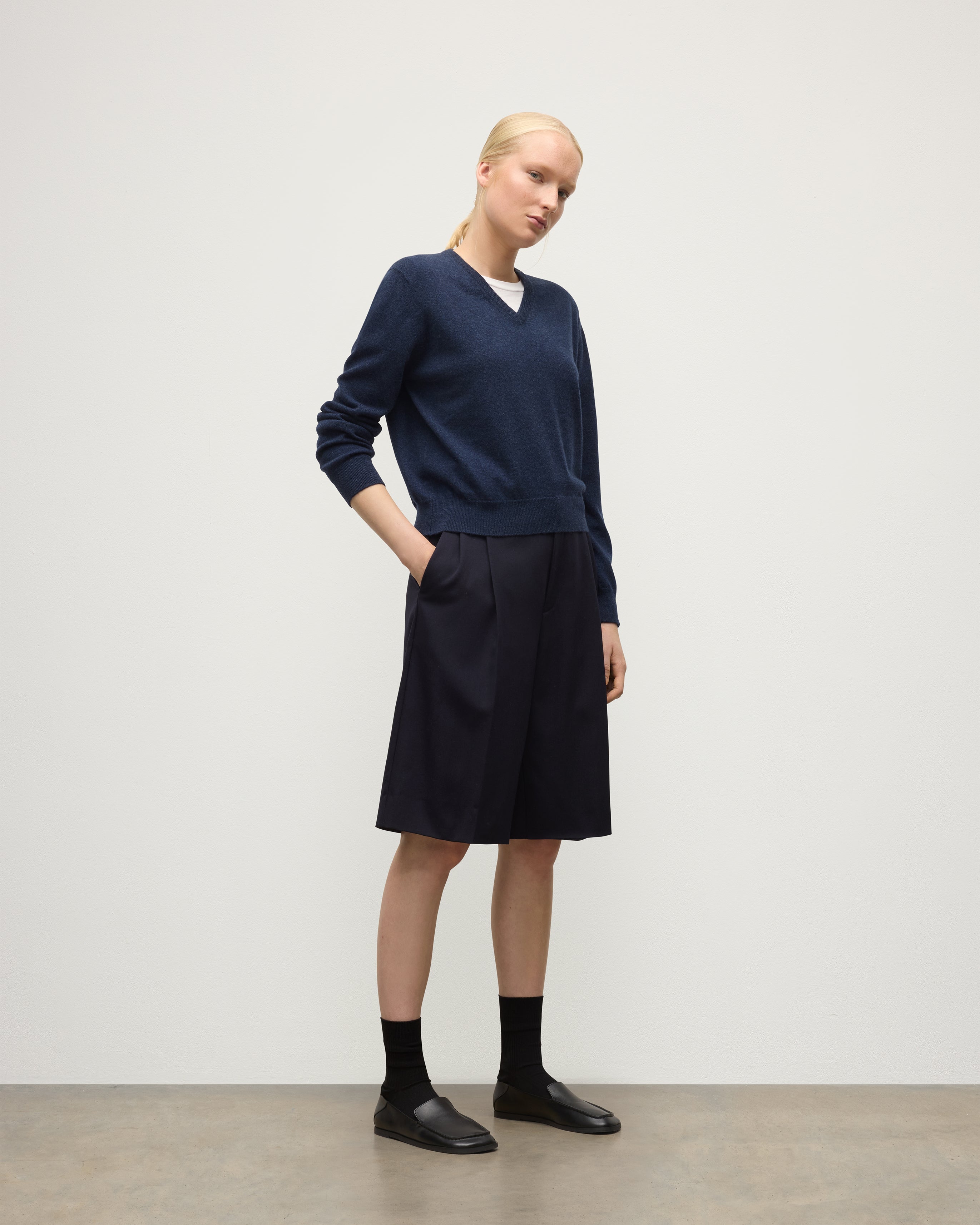 Lunan Navy Classic Cashmere V Neck Jumper