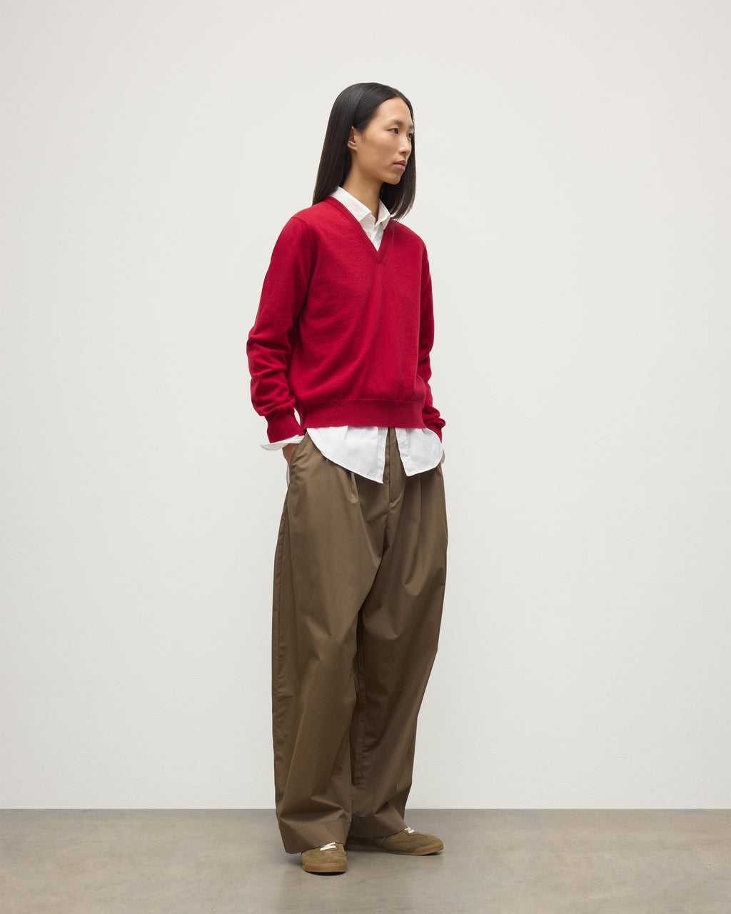 Lunan Red Classic Cashmere V Neck Jumper