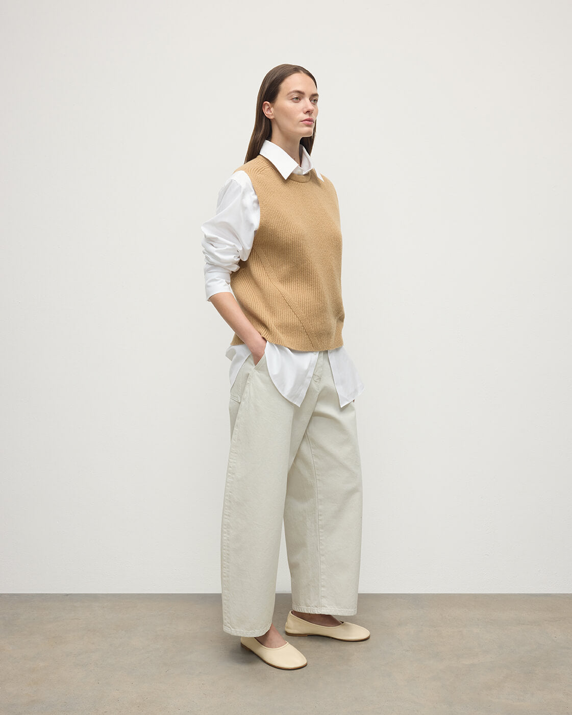 Sleeveless Camel Cashmere Tank Top