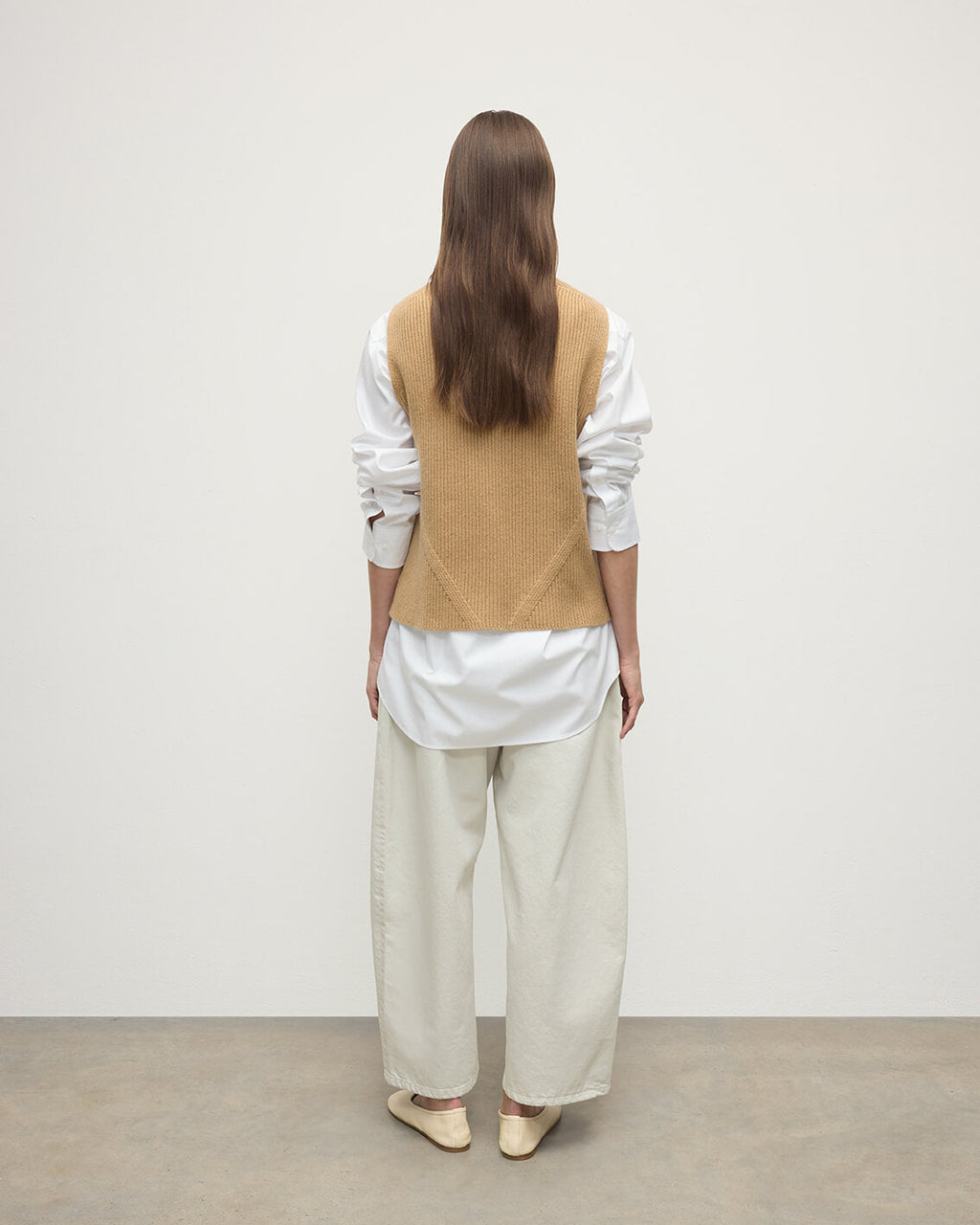 Sleeveless Camel Cashmere Tank Top