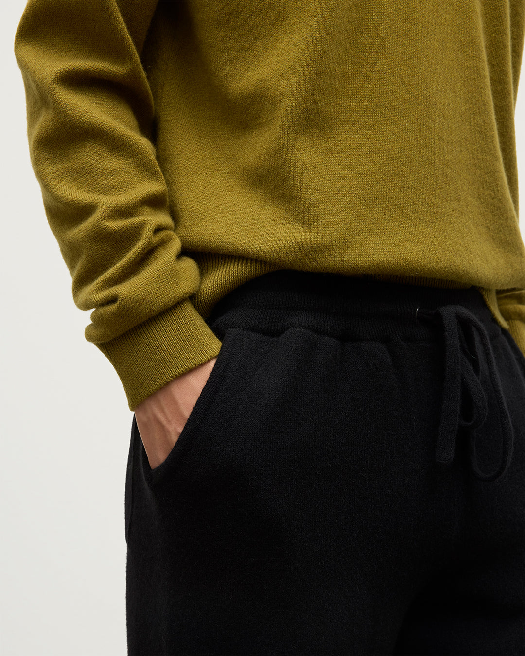 Kirk Black Cashmere Sweatpants