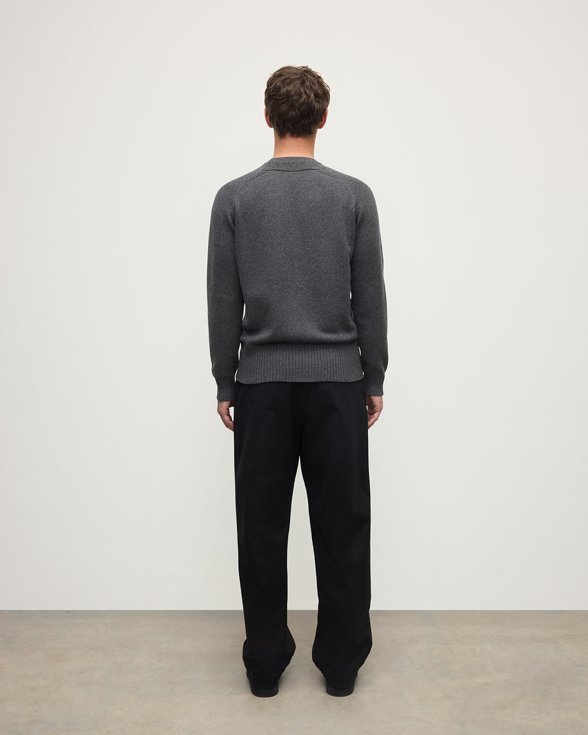 Superfine Merino Relaxed Dark Grey Jumper